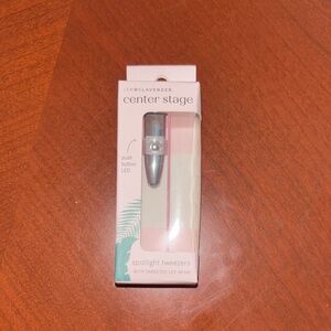 Lemon Lavender Spotlight Tweezers with LED